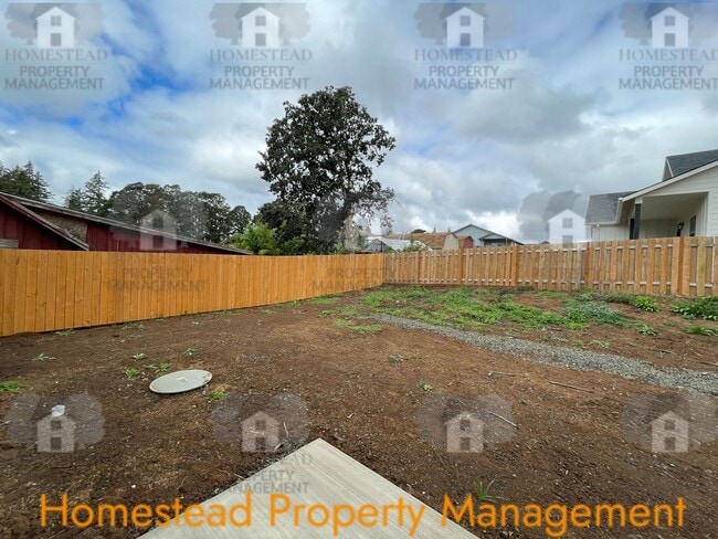 Building Photo - BEAUTIFUL HOME IN DALLAS!