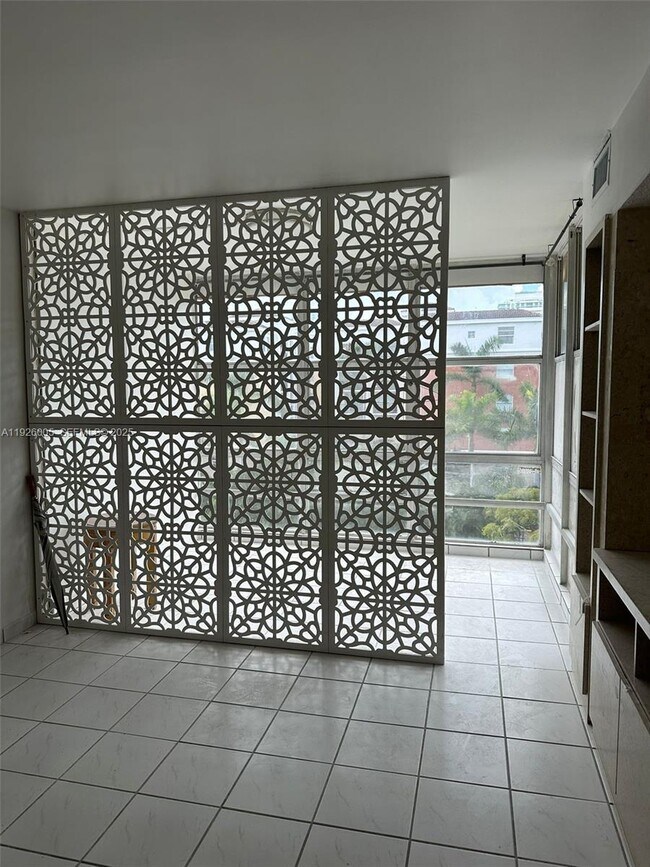 Building Photo - 210 172nd St