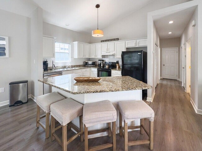 Building Photo - 32 Gulf Cove Ct