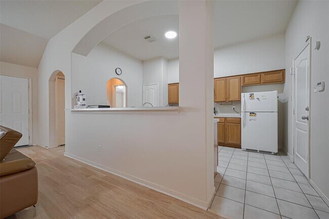 Building Photo - 4811 Tracemeadow Dr
