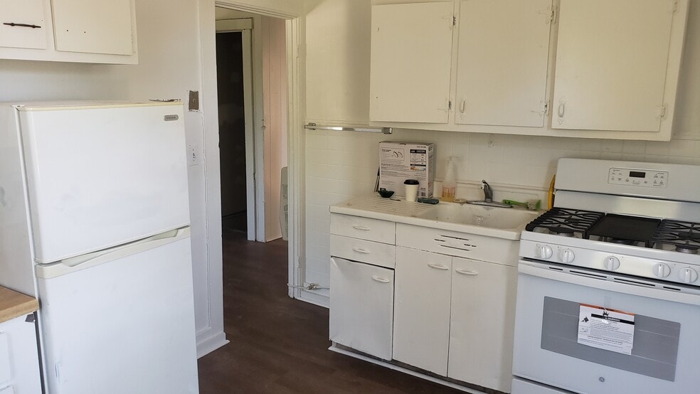 Kitchen - 3 Church St