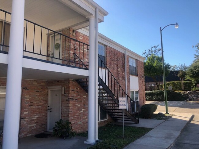 Cute 2 Bedroom Condo in South Highland - 3820 Fairfield Ave Shreveport ...