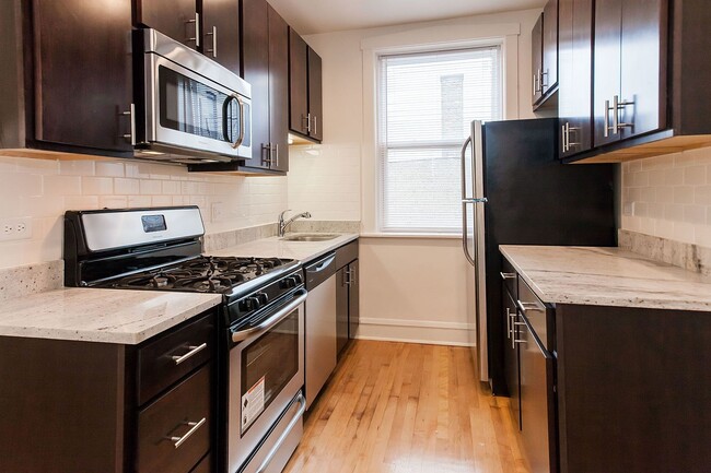 Building Photo - Spacious 2 Bed/1 Bath in North Park