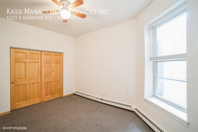 Building Photo - 6223 S Kenwood Ave