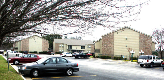 Building Photo - Main Street Square