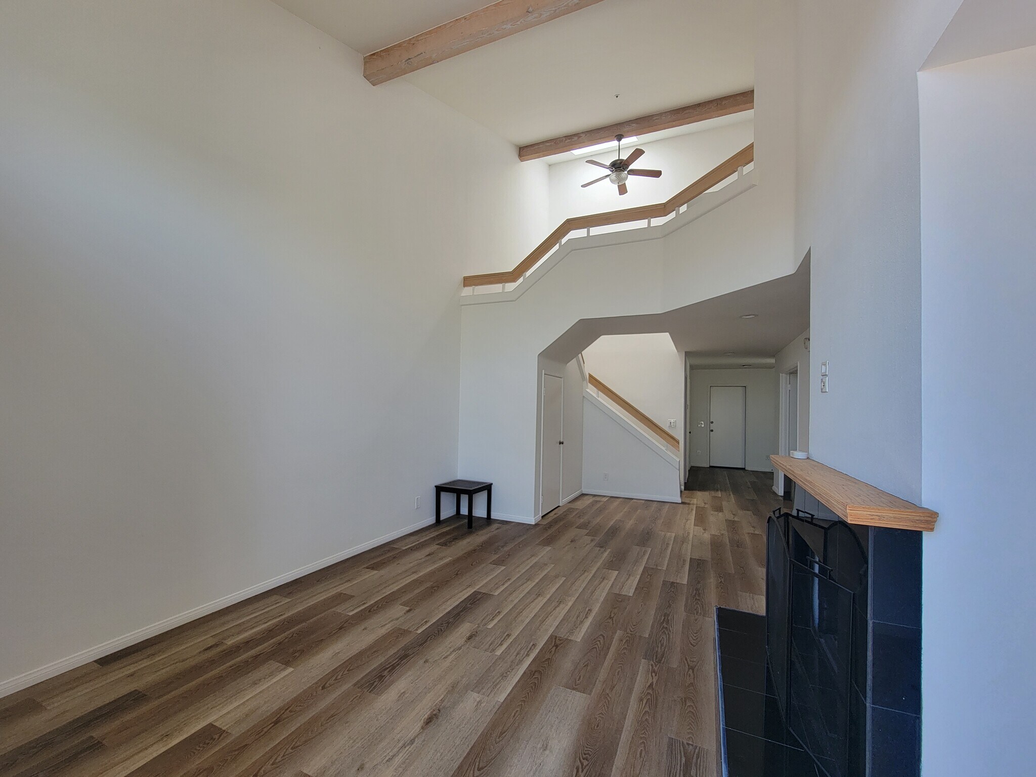 Living Room - 1870 Outrigger Ln