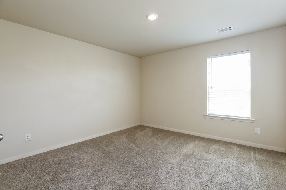 Building Photo - 3343 Clawing Hawk Way