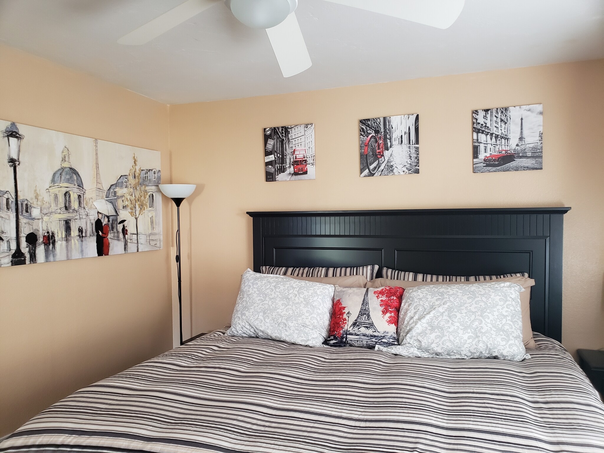 Master bedroom - 23662 Verona