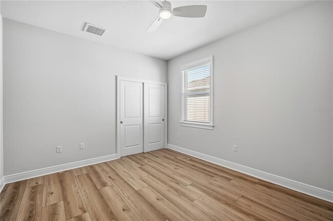 Building Photo - 2409 W Fig St