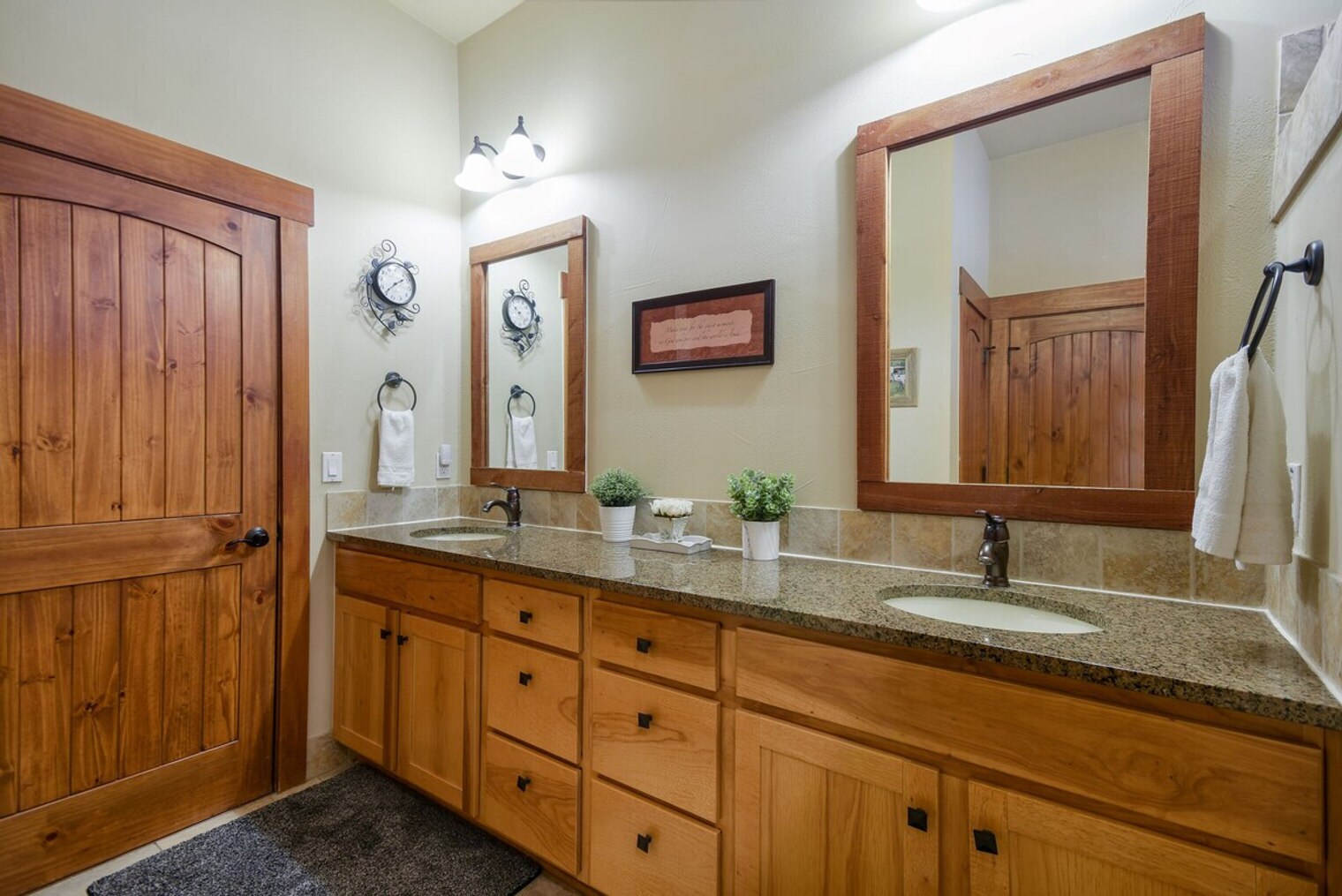 Building Photo - 7221 Trident-SI ID1521782P