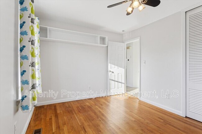 Building Photo - 139 Nicewood Dr