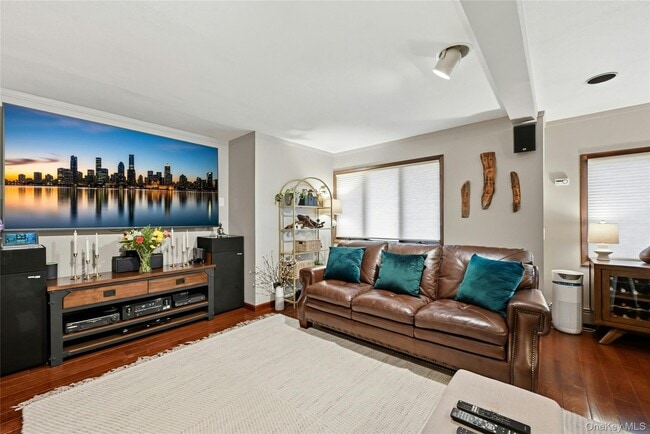 Building Photo - 38 Ormond Ave