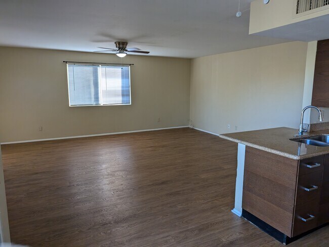 Building Photo - 14417 N Teakwood Ln