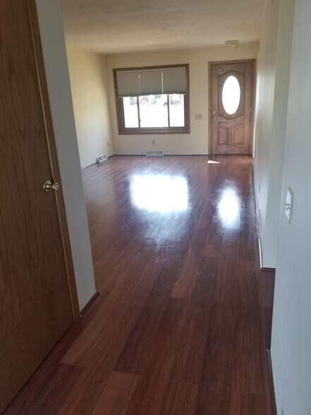 Building Photo - 1008 Sausalito Dr