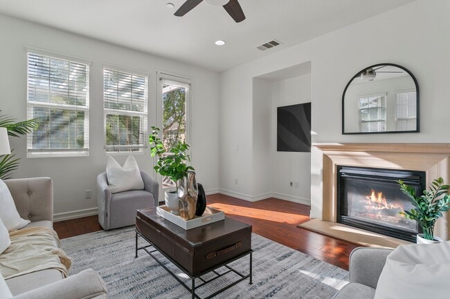 Building Photo - Tri-level Home in Ladera Ranch, now available!