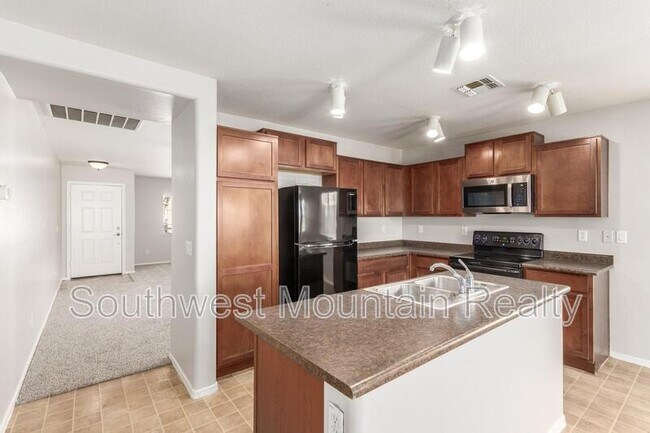 Building Photo - 5179 E Silverbell Rd