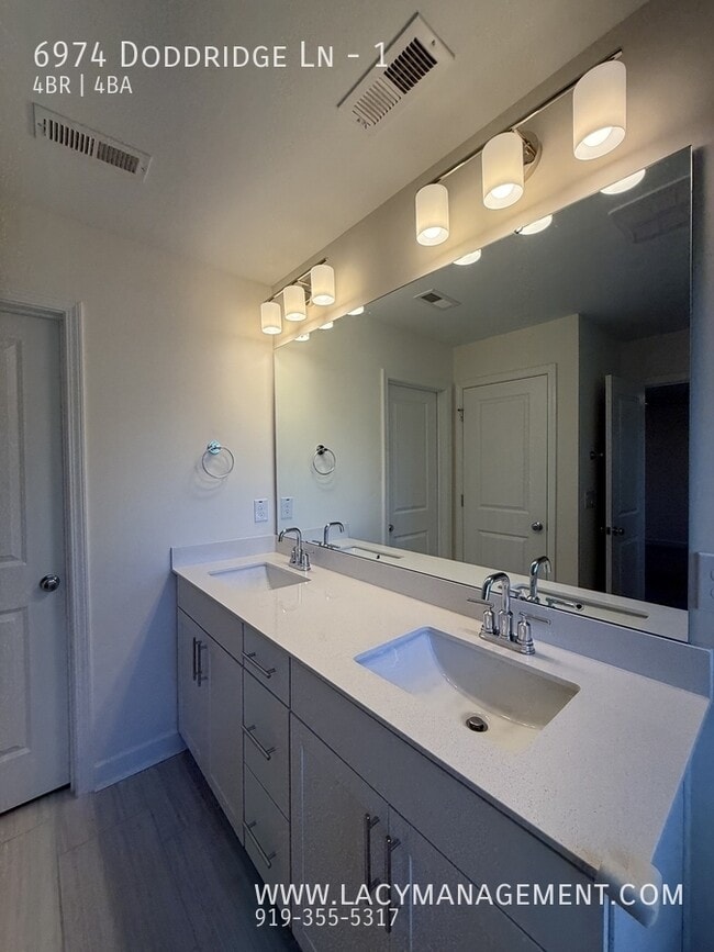 Building Photo - 6974 Doddridge Ln