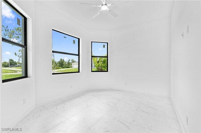Building Photo - 2601 Karen Cir