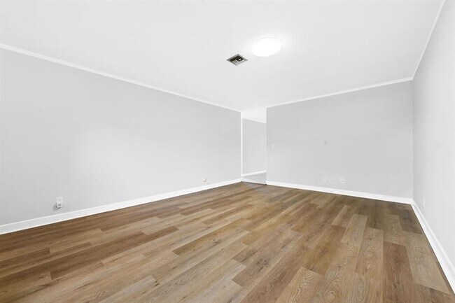 Building Photo - 11837 NW 32nd Ct