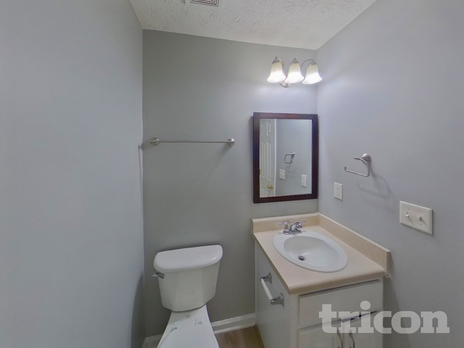 Building Photo - 210 Pebble Creek Dr