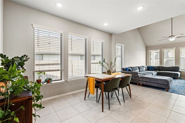 Building Photo - 20751 Wilde Redbud Trl