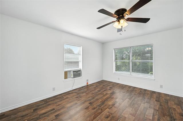 Building Photo - 3517 Sparks Ln