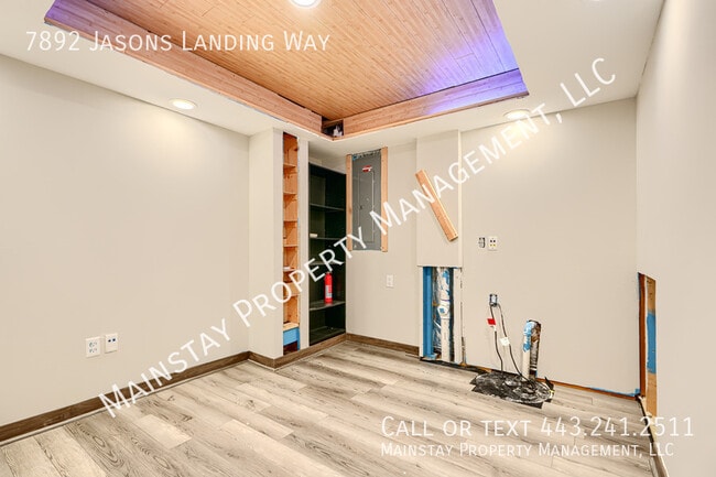 Building Photo - 7892 Jasons Landing Way