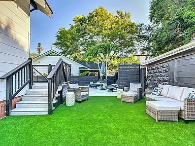 Building Photo - Fully Furnished St. Pete Pool Home Near Crescent Lake