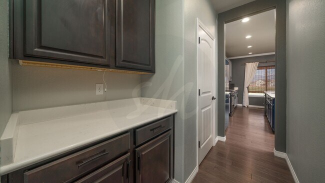 Building Photo - Stunning Two-Story in Desirable Lorson Ranch