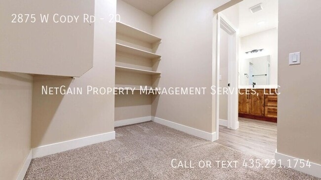Building Photo - 2875 W Cody Dr
