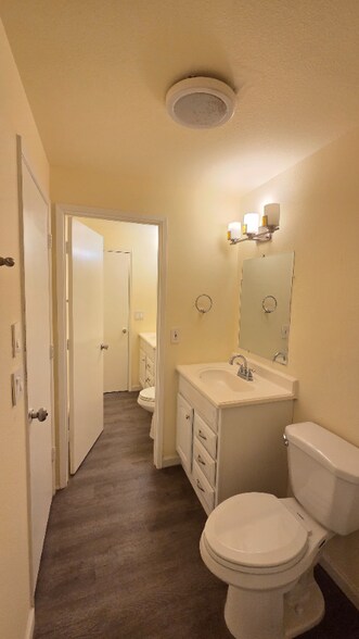 Building Photo - 13543 SW 64th Ave