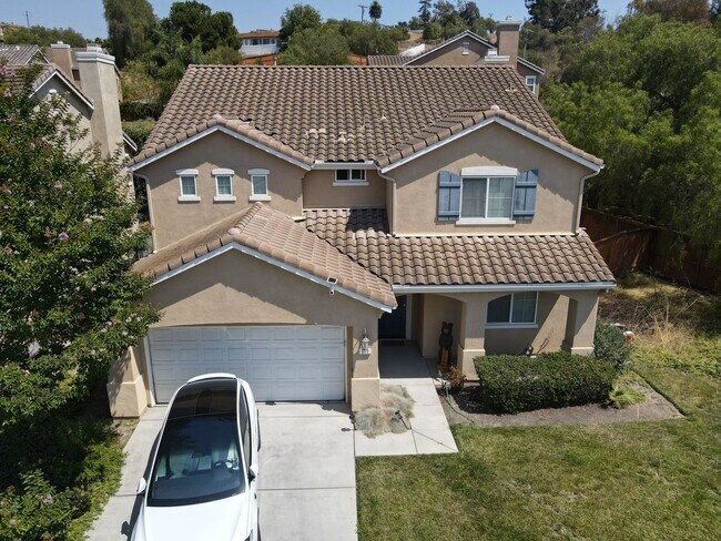Building Photo - Beautiful 5-Bedroom Home In Oceanside