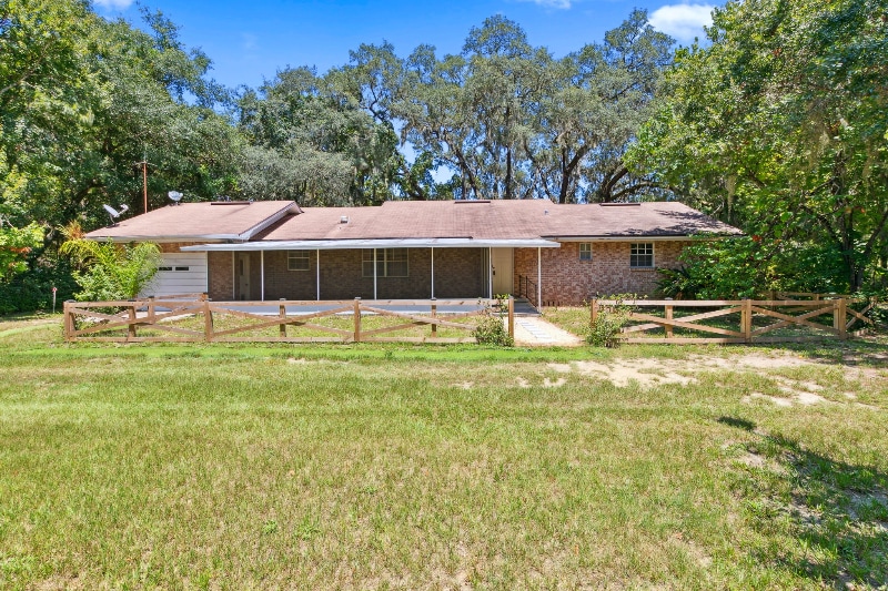 Building Photo - 1941 Clinch Dr