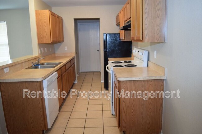 Building Photo - 8028 Doreen Ave