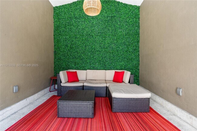 Building Photo - 50 Biscayne Blvd