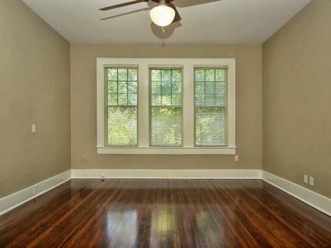 Building Photo - 902 1/2 S 2nd St