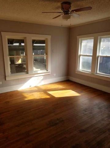 Building Photo - 2310 Roosevelt Ave