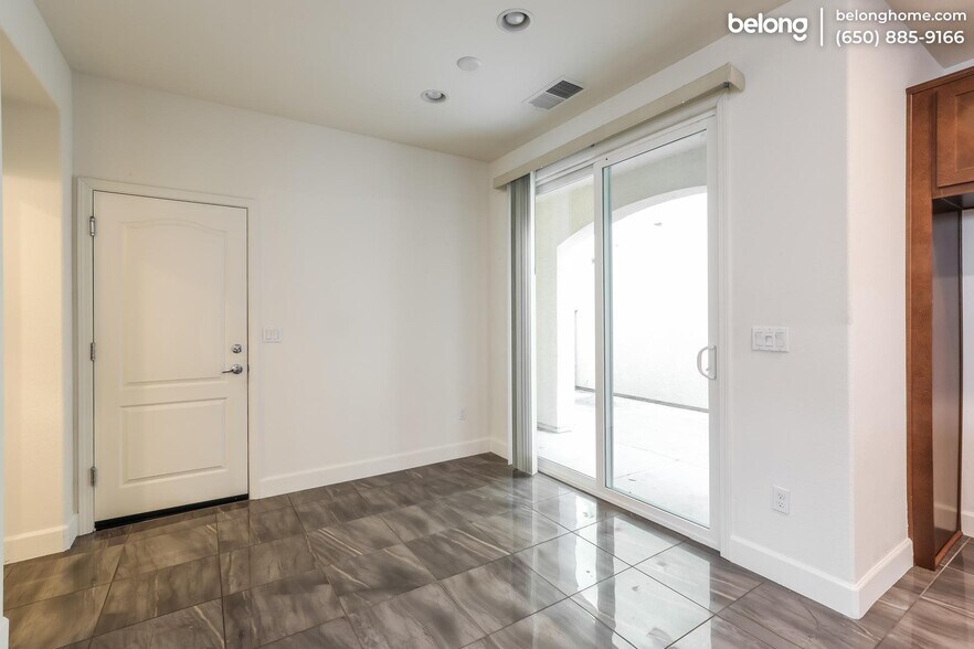 Building Photo - 1591 Sylvia St