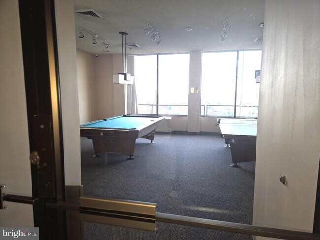 Building Photo - 5501 Seminary Rd