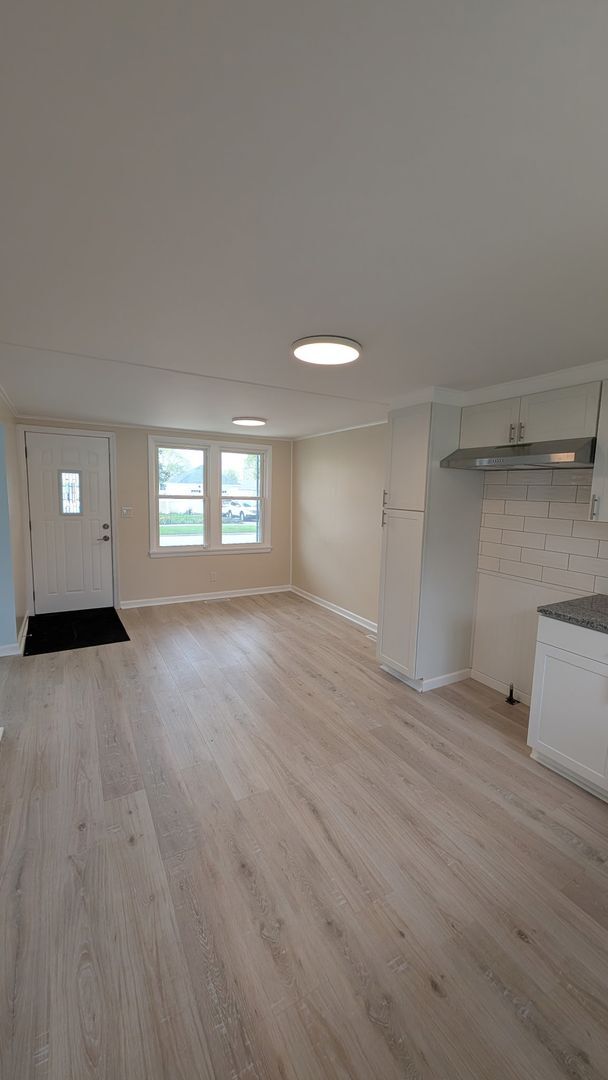 Building Photo - NEW 1 BED FOR RENT DOWNTOWN SANDUSKY!!!