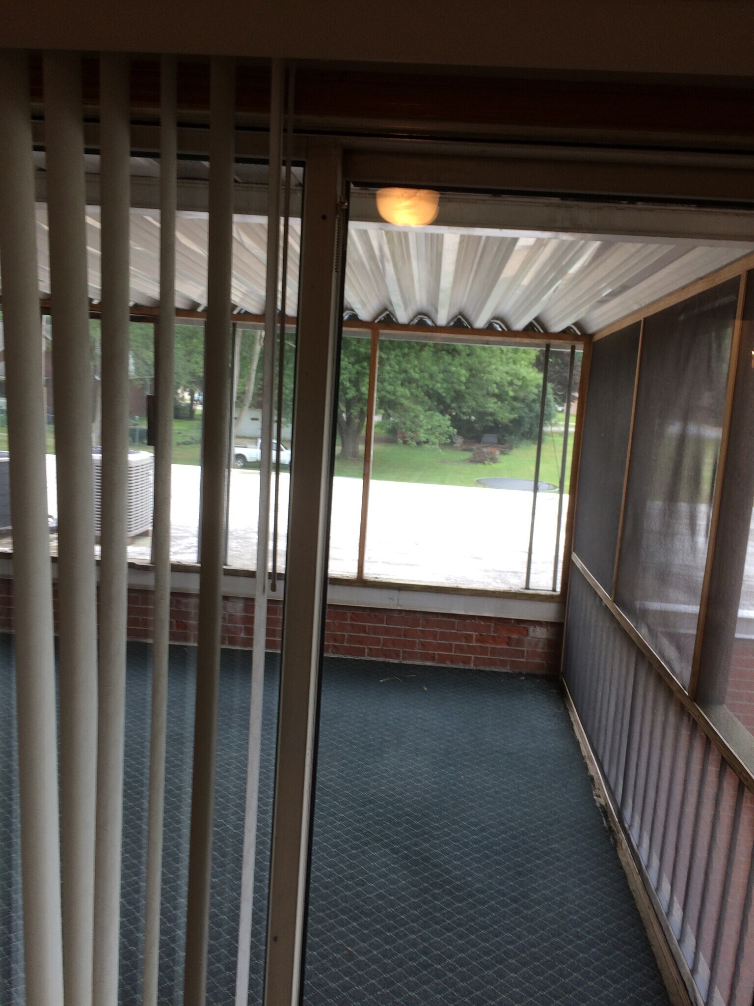 Screened patio - 7065 Starcliff Ave NW
