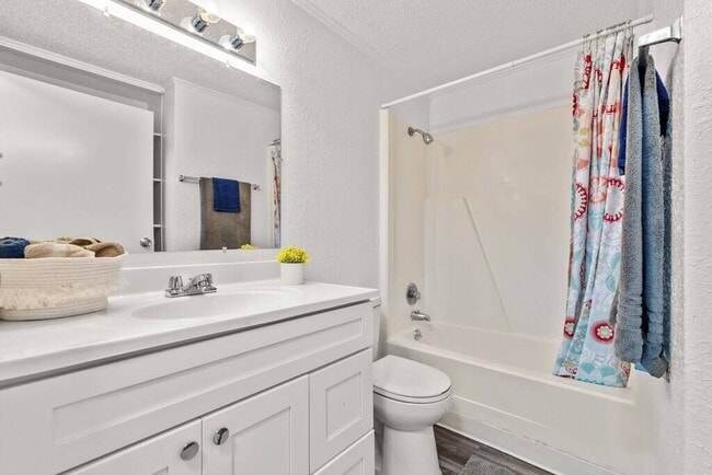 Building Photo - 395 Bill France Blvd