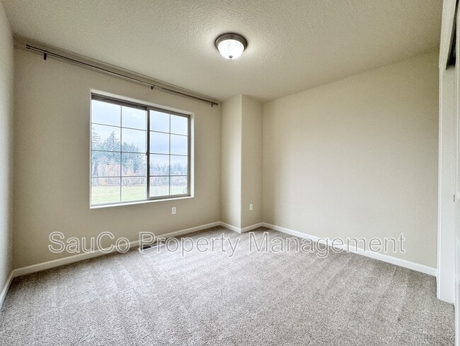 Building Photo - 15088 NW Marianna St