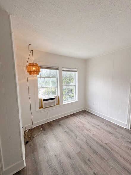 Building Photo - 628 N 36th St
