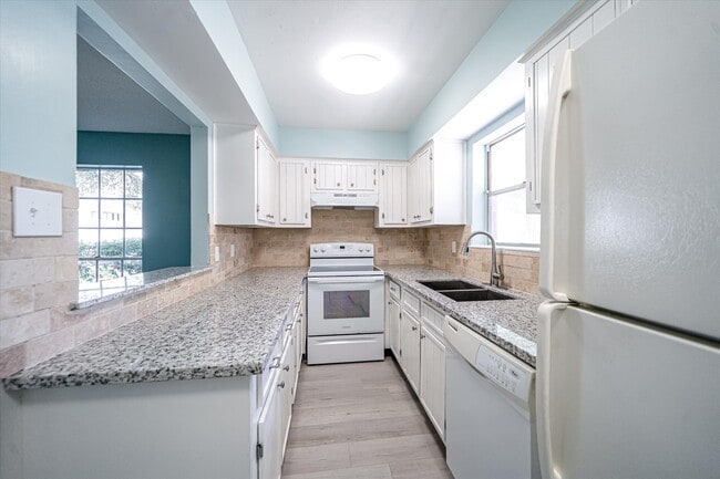 Building Photo - 2574 Marilee Ln