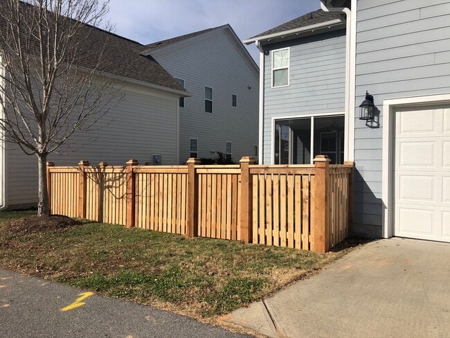 Building Photo - Impeccable Briar Chapel (Chapel Hill) home!