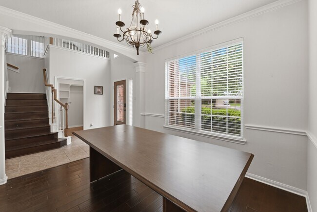 Building Photo - 7519 Chathan Glen Ln