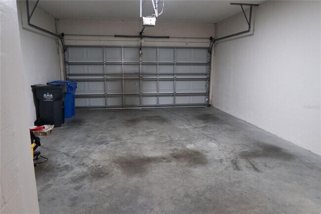 Building Photo - 6706 Eagle Feather Dr