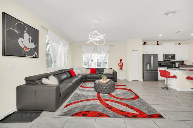 Building Photo - 8992 Stinger Dr