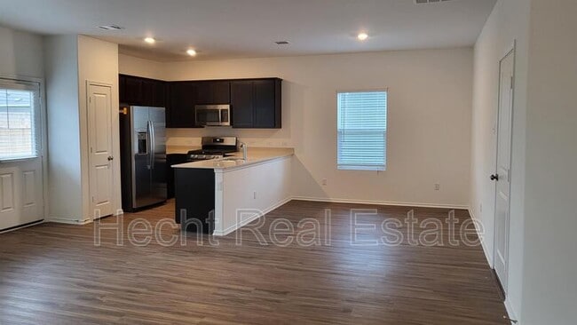 Building Photo - 348 Geode Glen